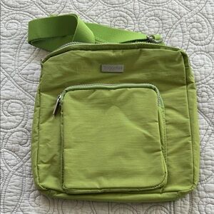 Baggallini Vibrant Green Crossbody Bag
